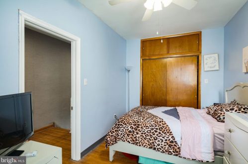 1904 Alder St, Philadelphia PA 19148-2365 exterior