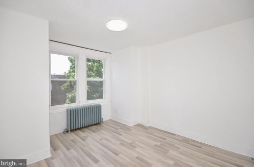 172 Grange Ave, Philadelphia PA 19120-1852 exterior