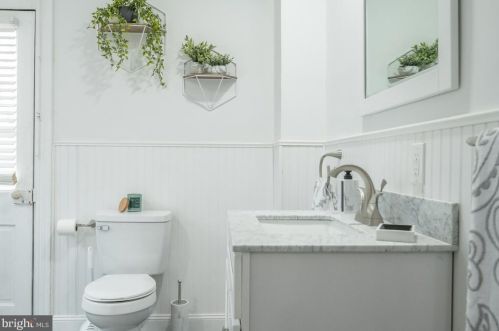 355 Ross St, Lancaster PA 17602-1941 exterior