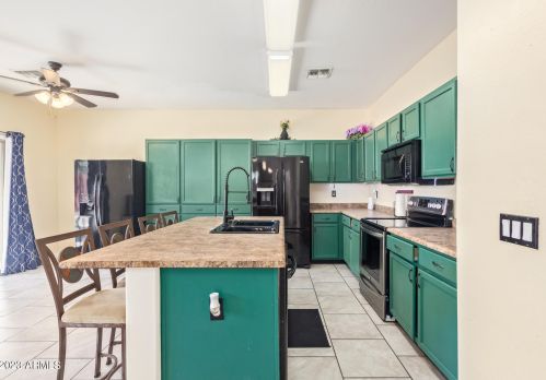 2541 Alta Vista Rd, Phoenix AZ  85041-5331 exterior