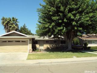 2661 Ball Ct, Turlock CA  exterior