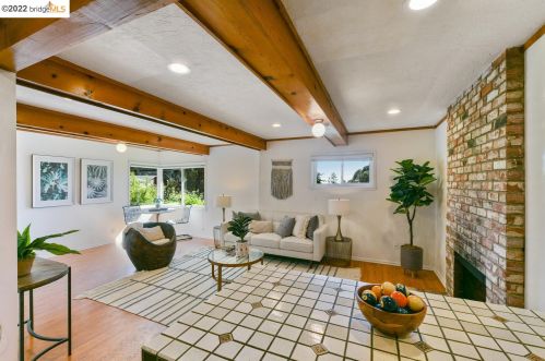 154 Avenida Dr, Berkeley CA 94708-2145 exterior