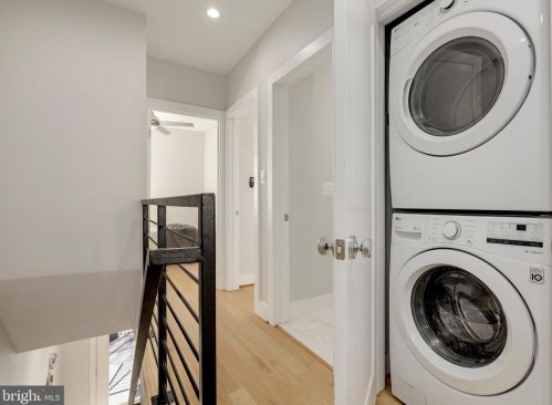 5102 9th St, Washington DC  20011-3918 exterior