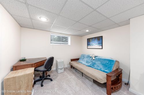 5580 Cade St, Haslett MI 48840-8407 exterior