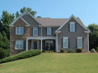 1070 Bascomb Farm Dr, Alpharetta GA  30009-7137 exterior
