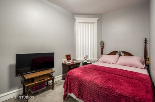 7247 Ridgeland Ave, Chicago IL  60649-2818 exterior