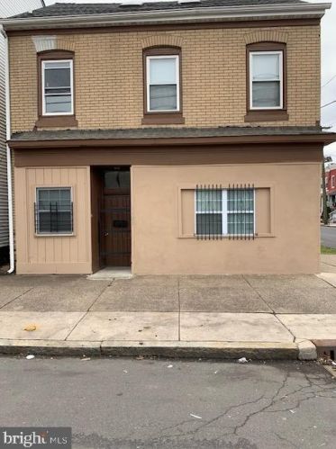 1101 State St, Trenton NJ 08618-5224 exterior