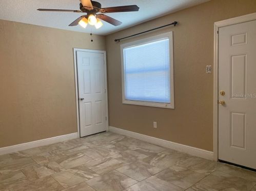 5917 Bolling Dr, Orlando FL 32808-6010 exterior