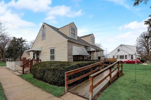 5353 13th St, Milwaukee, WI 53221-3607