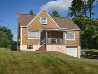 429 Longview Dr, Monroeville PA  15146-3905 exterior