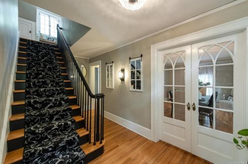 97-105 Kingwood Park, Poughkeepsie NY  12601-5448 exterior