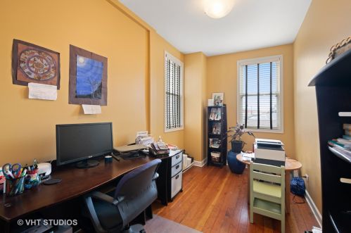 3420 Claremont Ave, Chicago IL 60608-6014 exterior