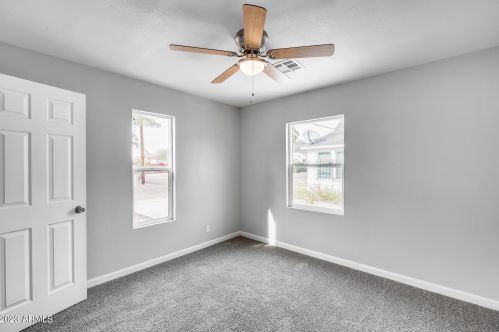 8921 10th St, Phoenix AZ  85020-3003 exterior