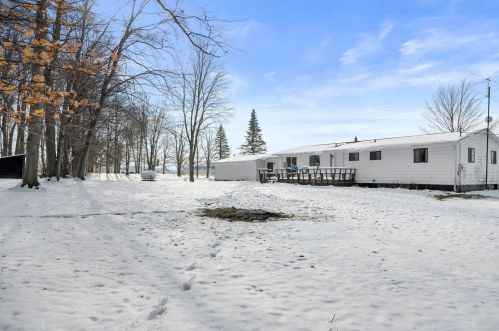 14200 160th Ave, Big Rapids MI  49307-9542 exterior