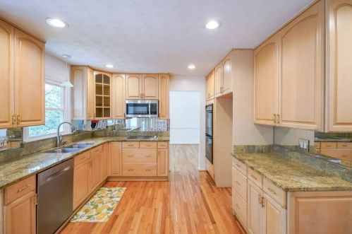 5270 Manhasset Cv, Atlanta GA 30338-3416 exterior