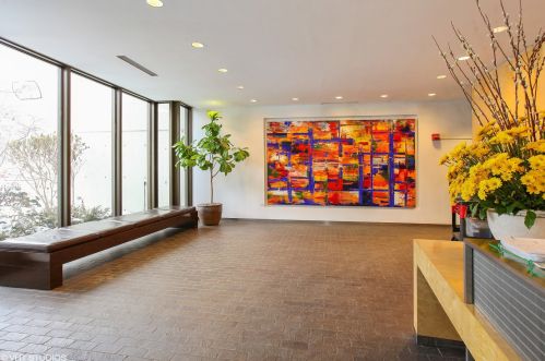 2800 Lake Shore Dr, Chicago IL  60657-6232 exterior