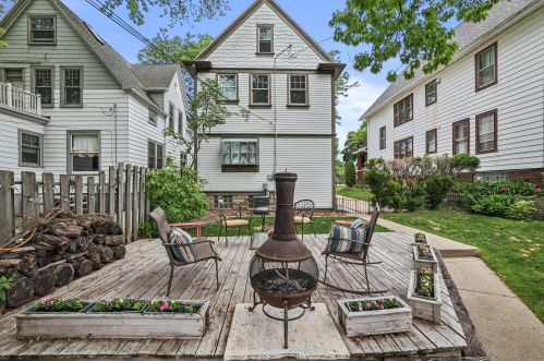 2867 Superior St, Milwaukee WI  53207-2550 exterior