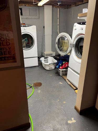 4645 68th St, Milwaukee WI  53220-3917 exterior