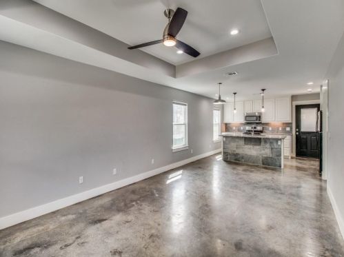 430 Nelson St, Denison TX  75021-4832 exterior