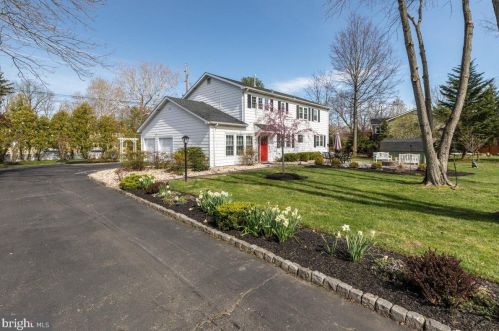 1 Fieldston Rd, Princeton NJ 08540-6453 exterior