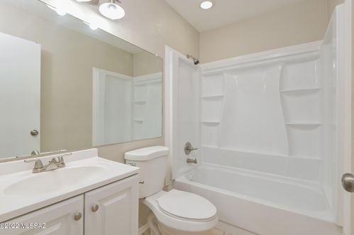 4697 Weathervane St, Tucson AZ  85741-4620 exterior