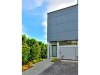 3010 31st Ave, Seattle WA  98199 exterior