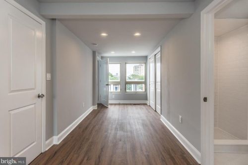 2037 Lawrence St, Philadelphia PA 19120-1828 exterior