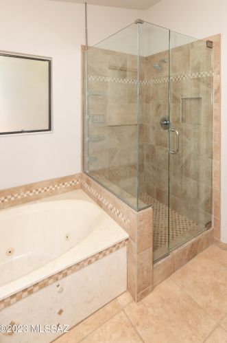 6125 Reliance Dr, Tucson AZ  85704-5326 exterior