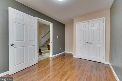 3330 2nd St, Arlington VA  22204-1709 exterior