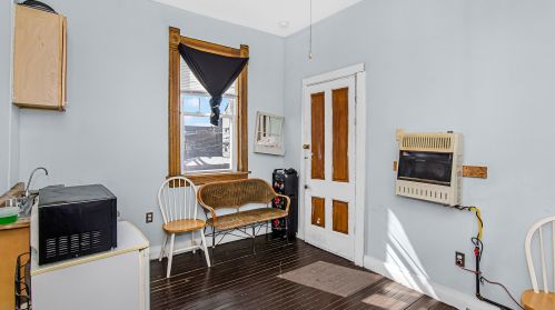 2400 Whipple St, Chicago IL 60655-2127 exterior