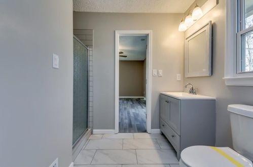 1150 Mitchell Crossing Dr, Atlanta GA  30331-7366 exterior