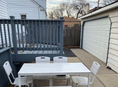 3542 107th St, Chicago IL  60655-2523 exterior