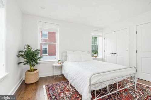 1803 Catharine St, Philadelphia PA  19146-1837 exterior