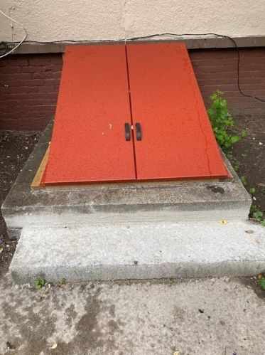 38 Dresden St, Springfield MA 01109-2706 exterior