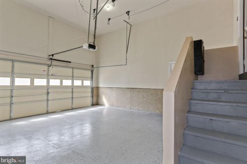 2415 2nd St, Arlington VA  22204-2011 exterior