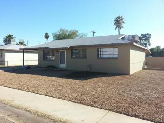 2525 Seldon Ln, Phoenix, AZ 85021-4144