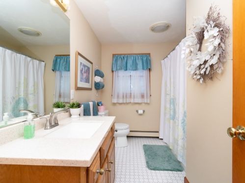 1103 Adams St, Boston MA exterior