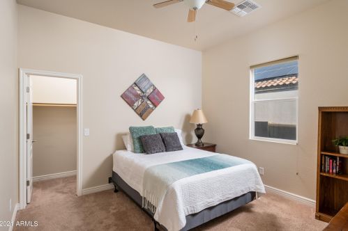 10015 6 Pl, Phoenix AZ 85085 exterior