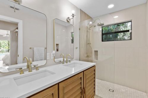 3221 68 St, Naples FL 34105-7225 exterior