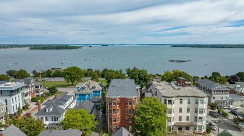 55 Morning St, Portland ME  04101-4401 exterior