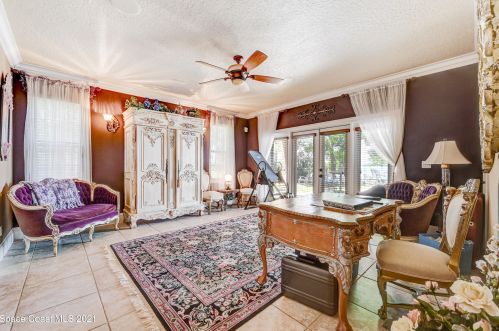 2255 Tropical Trl, Merritt Island FL 32952-4102 exterior