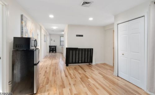 7 Berry Rd, Wantage NJ 07461-3009 exterior