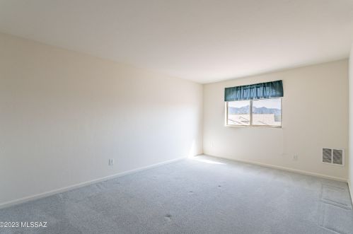 63484 Cat Claw Ln, Tucson AZ 85739-1267 exterior