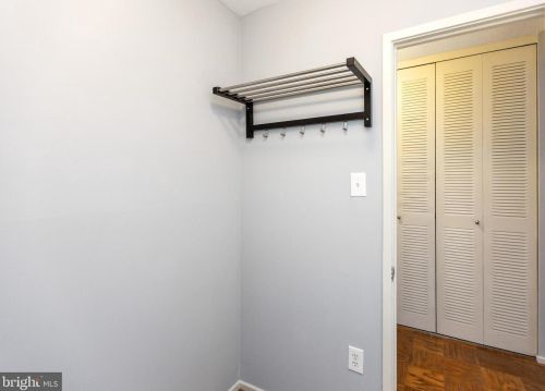 1311 Delaware Ave, Washington DC 20024-3930 exterior