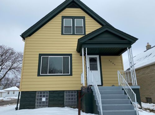 3402 8th St, Milwaukee, WI 53206-0028