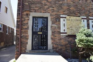 9109 Sorrento St, Detroit MI  48228-2673 exterior