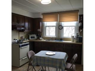 74 Ballentine Dr, Paterson NJ  07508-2404 exterior