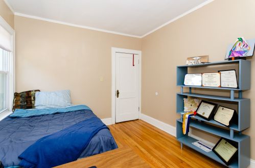 7942 Kenwood Ave, Chicago IL  60619-3411 exterior