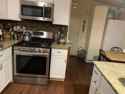 6921 Bennett Ave, Austin TX 78752-3204 exterior