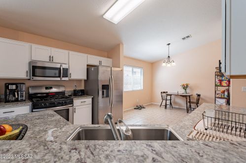 10367 Oakbrook St, Tucson AZ  85747-5965 exterior